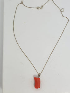 Colar pedras feminino artesanal